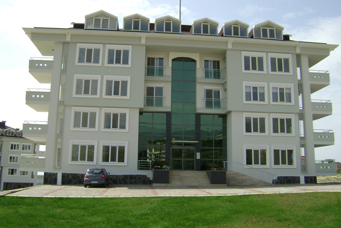 Charming 2-Bedroom Apartment in Oba