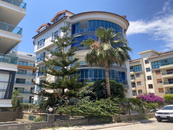 4 Bedroom Penthouse for Sale in Kestel Deluxe Residence Alanya